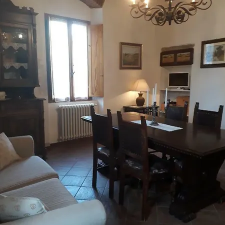 Torre Rossa Apartment *
