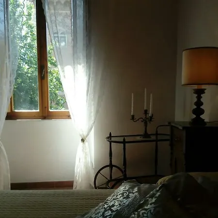 Torre Rossa Apartment *